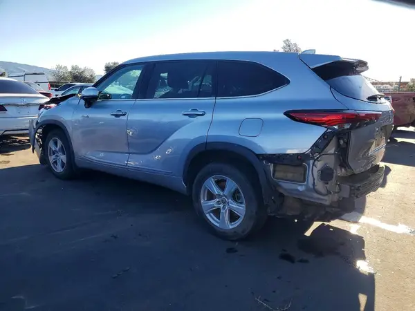 5TDBBRCH7LS001656 2020 TOYOTA HIGHLANDER - Image 2