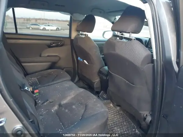 5TDBBRCH7LS502465 2020 TOYOTA HIGHLANDER - Image 8