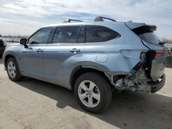 5TDBBRCH7MS066556 2021 TOYOTA HIGHLANDER - Image 2