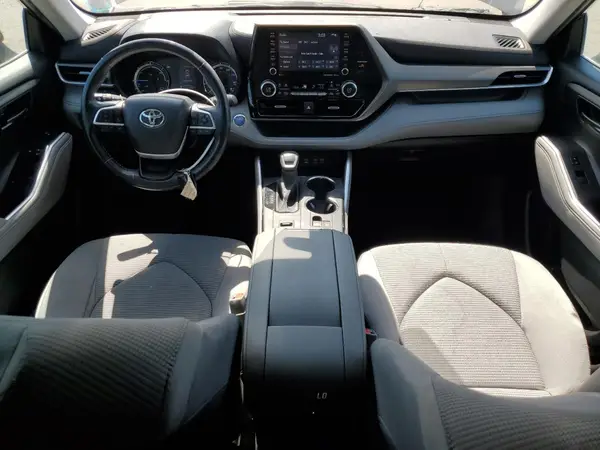 5TDBBRCH7NS561390 2022 TOYOTA HIGHLANDER - Image 8