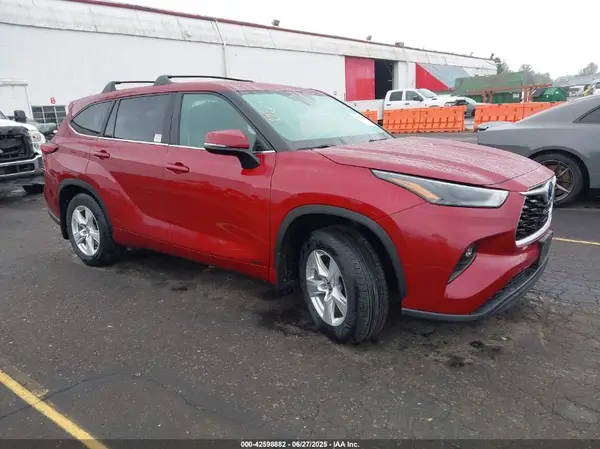 5TDBBRCH7PS565779 2023 TOYOTA HIGHLANDER - Image 1