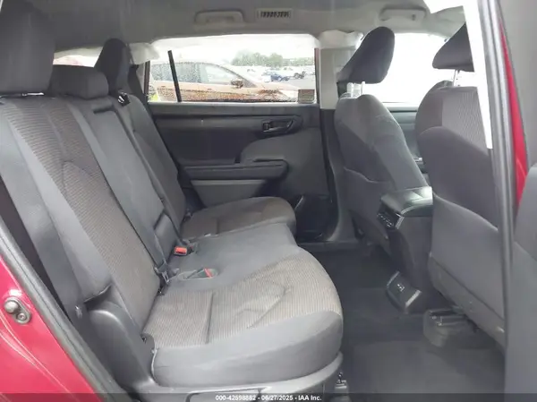 5TDBBRCH7PS565779 2023 TOYOTA HIGHLANDER - Image 8