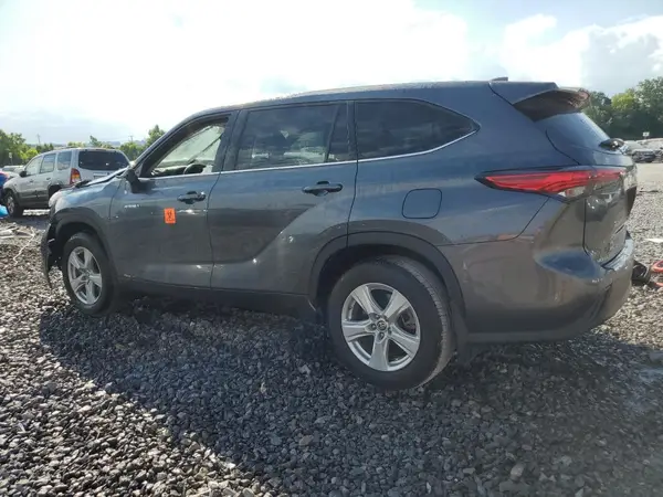 5TDBBRCH8LS004050 2020 TOYOTA HIGHLANDER - Image 2
