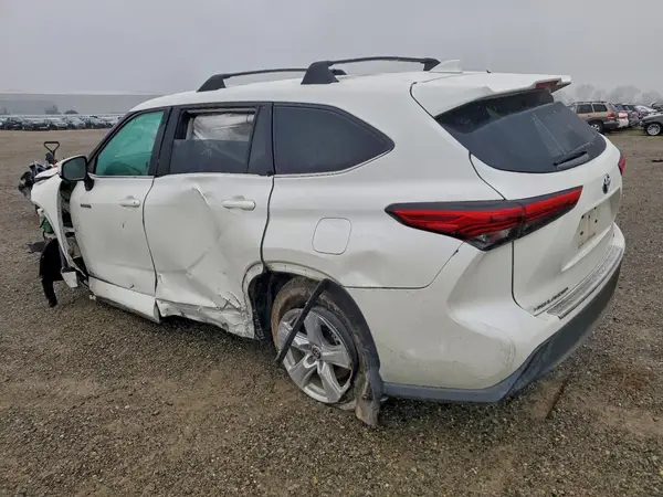 5TDBBRCH8LS503530 2020 TOYOTA HIGHLANDER - Image 2