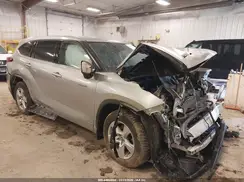 5TDBBRCH8MS528560 2021 TOYOTA HIGHLANDER