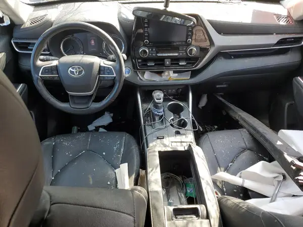 5TDBBRCH8NS556845 2022 TOYOTA HIGHLANDER - Image 8