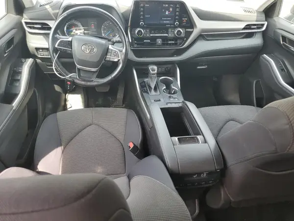 5TDBBRCH8NS558479 2022 TOYOTA HIGHLANDER - Image 8