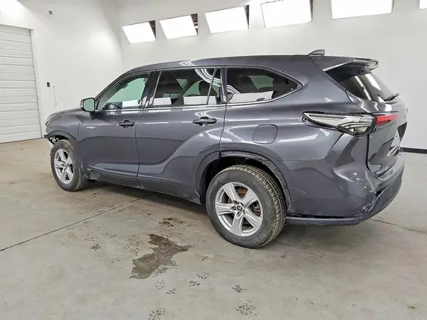 5TDBBRCH9LS503746 2020 TOYOTA HIGHLANDER - Image 2