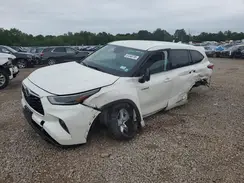 5TDBBRCH9MS517017 2021 TOYOTA HIGHLANDER