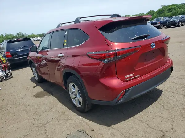 5TDBBRCH9NS561293 2022 TOYOTA HIGHLANDER - Image 2