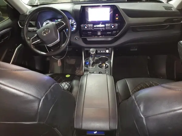 5TDBBRCH9PS131055 2023 TOYOTA HIGHLANDER - Image 8