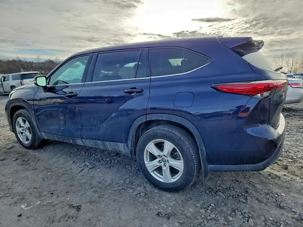 5TDBBRCHXMS514613 2021 TOYOTA HIGHLANDER - Image 2