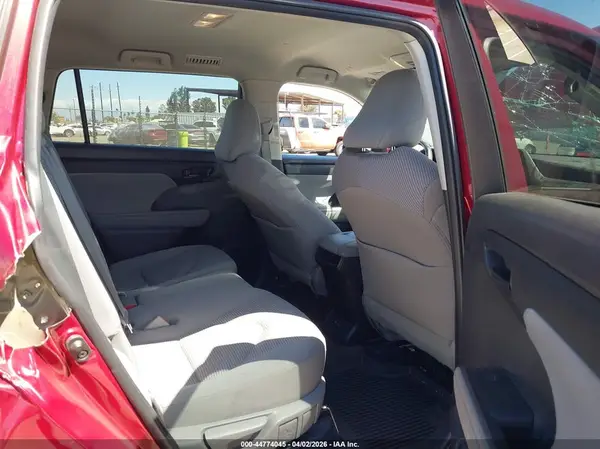 5TDBBRCHXNS559620 2022 TOYOTA HIGHLANDER - Image 8
