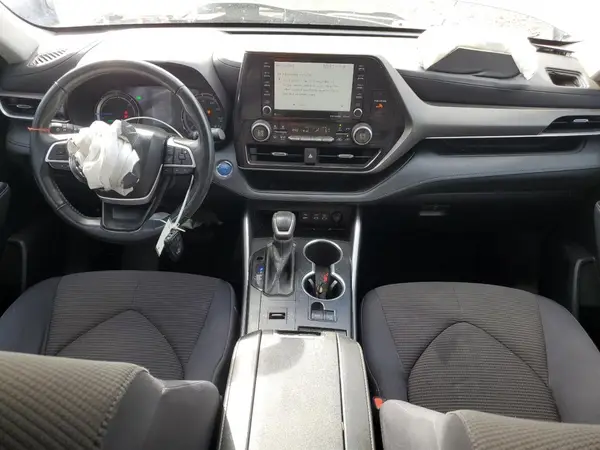 5TDBBRCHXNS562095 2022 TOYOTA HIGHLANDER - Image 8