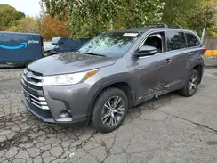 5TDBGRFH0HS029884 2017 TOYOTA HIGHLANDER