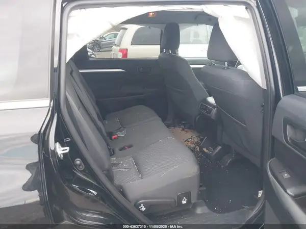 5TDBGRFH1KS077644 2019 TOYOTA HIGHLANDER - Image 8