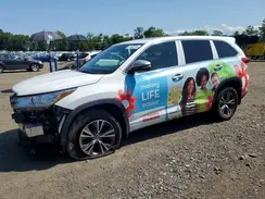 5TDBGRFH2HS029241 2017 TOYOTA HIGHLANDER