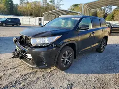 5TDBGRFH3HS036778 2017 TOYOTA HIGHLANDER