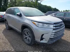 5TDBGRFH8KS057049 2019 TOYOTA HIGHLANDER