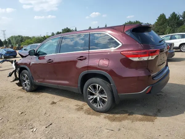 5TDBGRFH8KS072103 2019 TOYOTA HIGHLANDER - Image 2