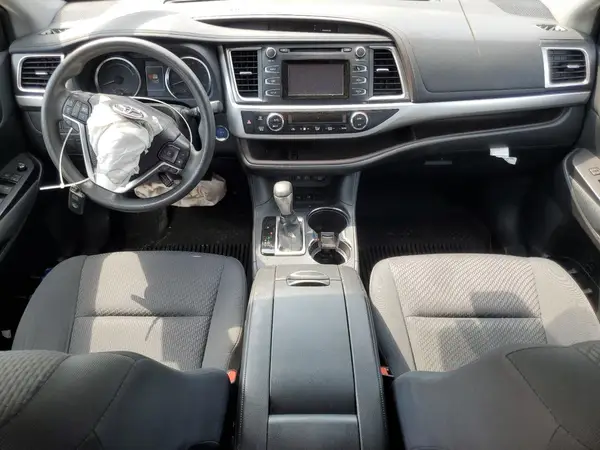 5TDBGRFH8KS072103 2019 TOYOTA HIGHLANDER - Image 8