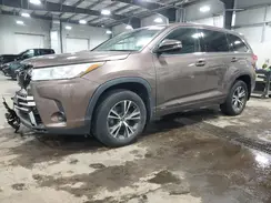5TDBGRFHXHS034879 2017 TOYOTA HIGHLANDER