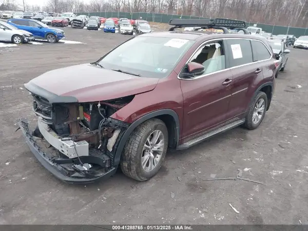 5TDBKRFH0GS233551 2016 TOYOTA HIGHLANDER - Image 2