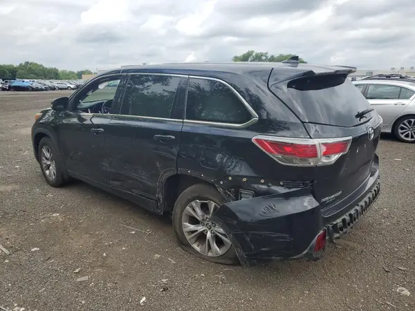 5TDBKRFH0GS237759 2016 TOYOTA HIGHLANDER - Image 2