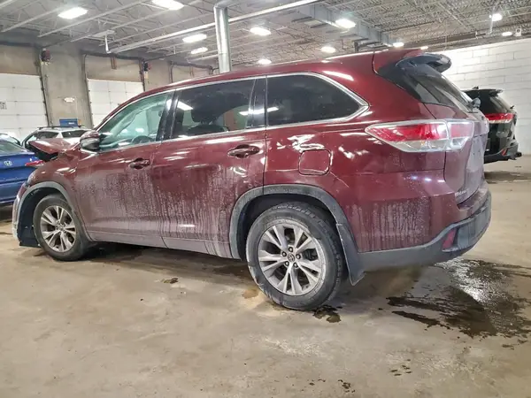 5TDBKRFH0GS261608 2016 TOYOTA HIGHLANDER - Image 2
