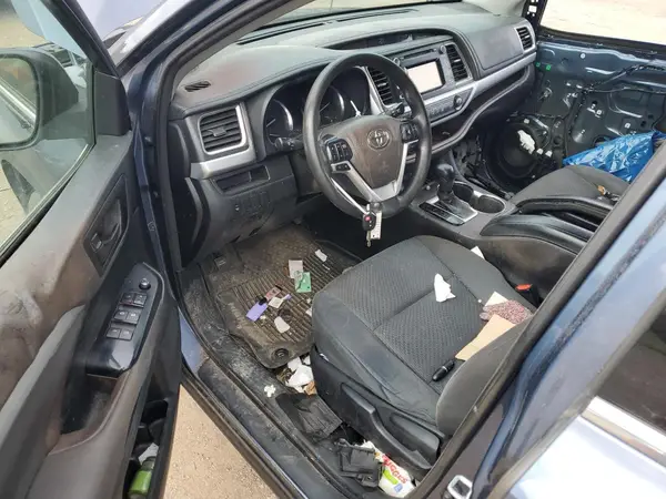 5TDBKRFH0GS263729 2016 TOYOTA HIGHLANDER - Image 8