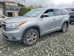 5TDBKRFH0GS269711 2016 TOYOTA HIGHLANDER
