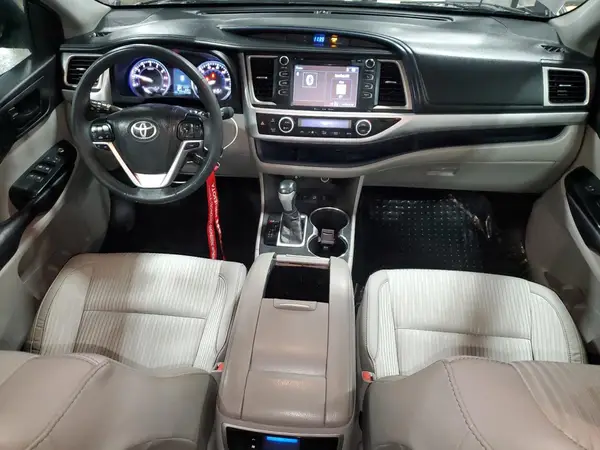 5TDBKRFH0GS353852 2016 TOYOTA HIGHLANDER - Image 8