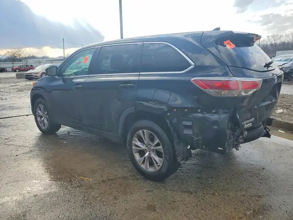 5TDBKRFH1GS237611 2016 TOYOTA HIGHLANDER - Image 2
