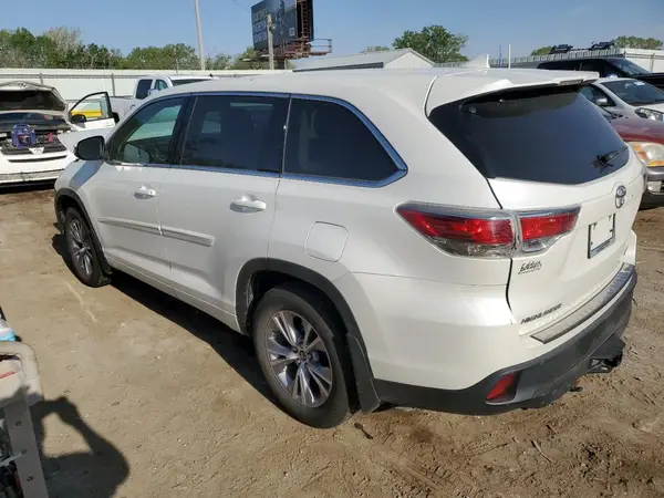 5TDBKRFH1GS242971 2016 TOYOTA HIGHLANDER - Image 2