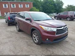 5TDBKRFH1GS248737 2016 TOYOTA HIGHLANDER