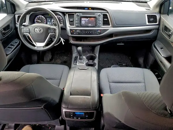 5TDBKRFH1GS292110 2016 TOYOTA HIGHLANDER - Image 8