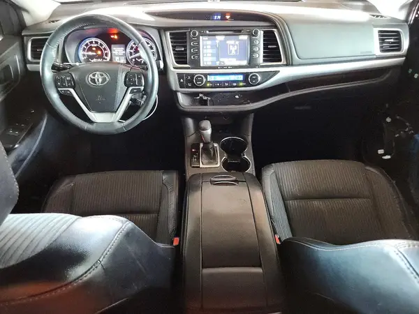 5TDBKRFH1GS299591 2016 TOYOTA HIGHLANDER - Image 8