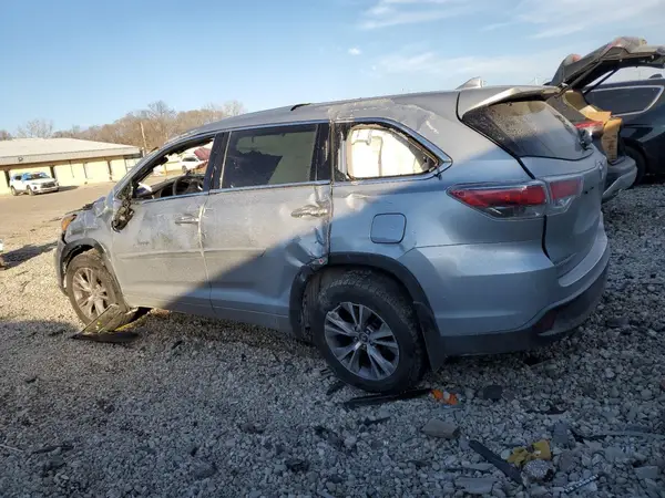 5TDBKRFH1GS306488 2016 TOYOTA HIGHLANDER - Image 2