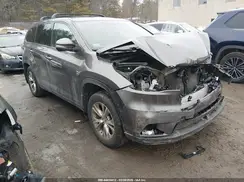 5TDBKRFH1GS338051 2016 TOYOTA HIGHLANDER