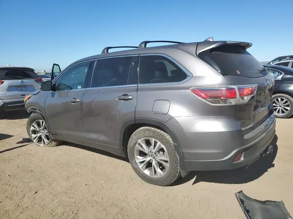 5TDBKRFH1GS339796 2016 TOYOTA HIGHLANDER - Image 2