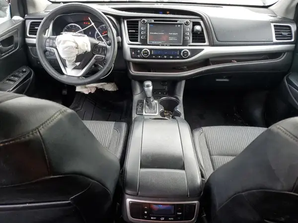 5TDBKRFH1GS343511 2016 TOYOTA HIGHLANDER - Image 8