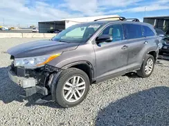 5TDBKRFH1GS348885 2016 TOYOTA HIGHLANDER