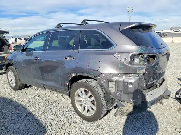 5TDBKRFH1GS348885 2016 TOYOTA HIGHLANDER - Image 2
