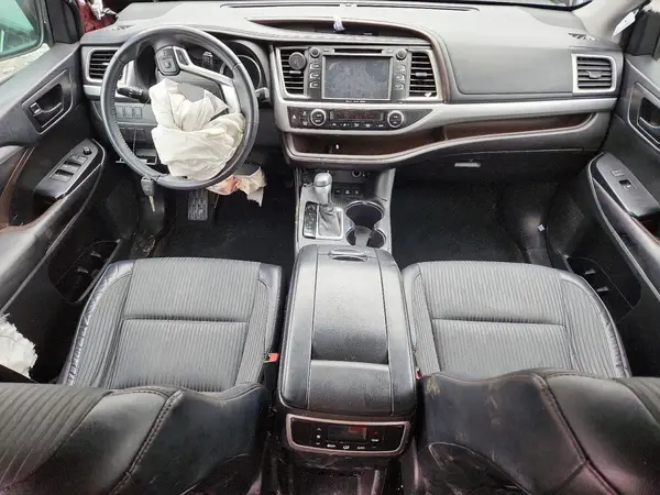 5TDBKRFH1GS349938 2016 TOYOTA HIGHLANDER - Image 8