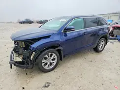 5TDBKRFH2GS226164 2016 TOYOTA HIGHLANDER