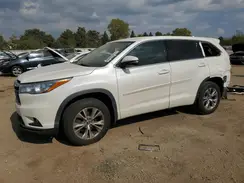 5TDBKRFH2GS227816 2016 TOYOTA HIGHLANDER