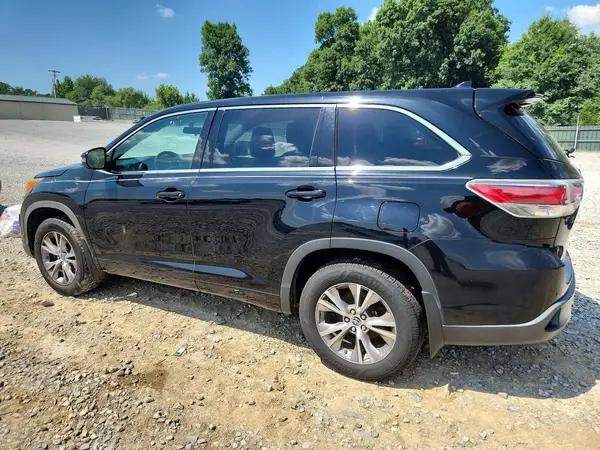 5TDBKRFH2GS250416 2016 TOYOTA HIGHLANDER - Image 2