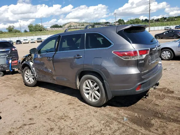 5TDBKRFH2GS250710 2016 TOYOTA HIGHLANDER - Image 2