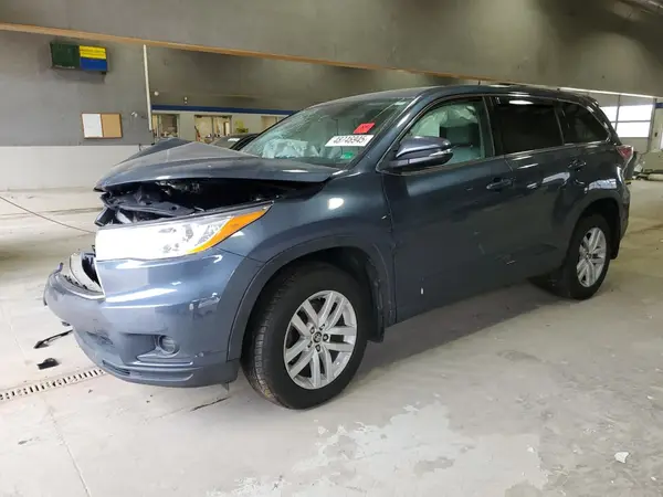 5TDBKRFH2GS267085 2016 TOYOTA HIGHLANDER - Image 1