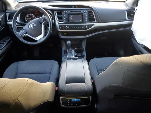 5TDBKRFH2GS315443 2016 TOYOTA HIGHLANDER - Image 8